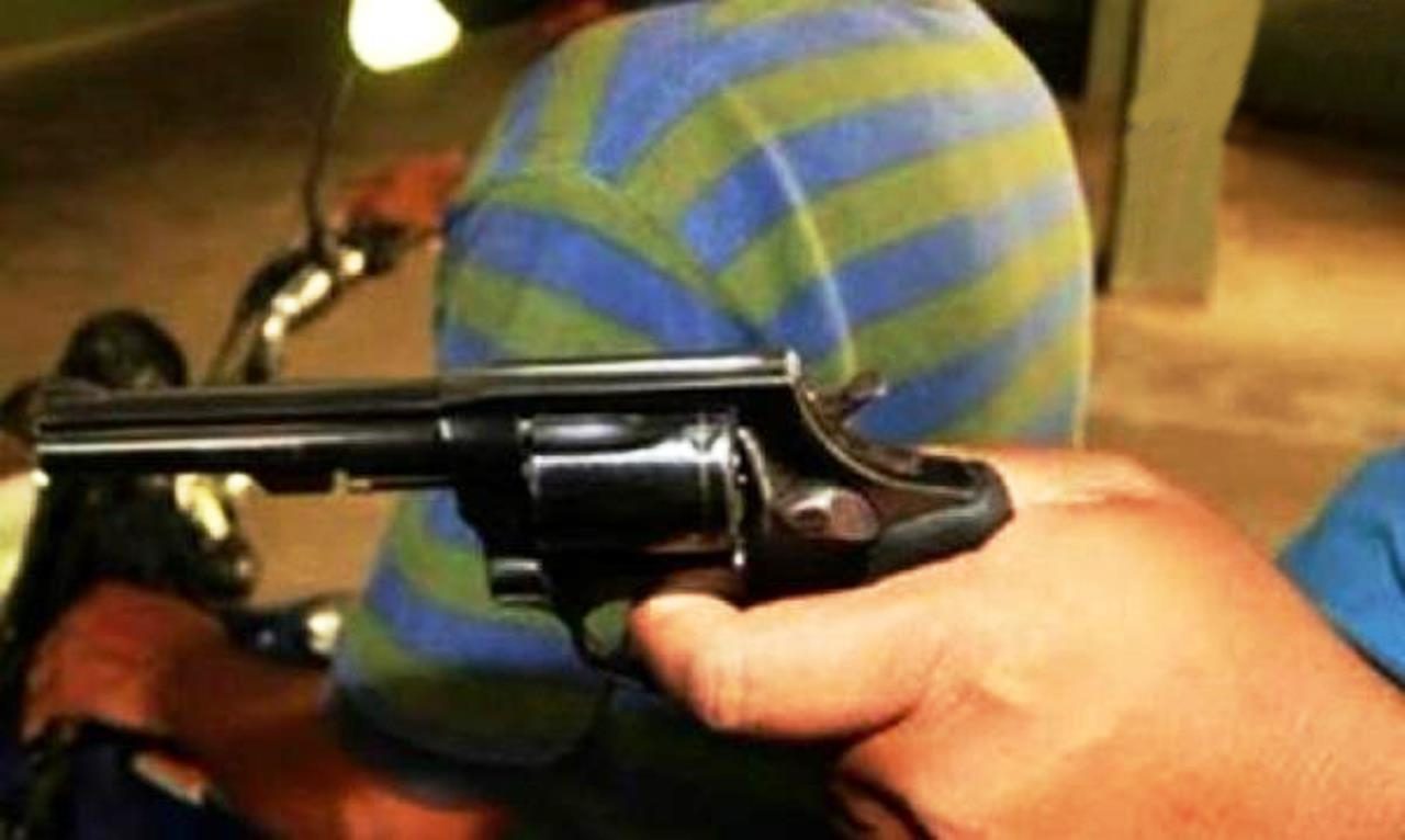 Upla De Moto Di Para Tiro No Ldorado E Acerta Rapaz De 16 Ano