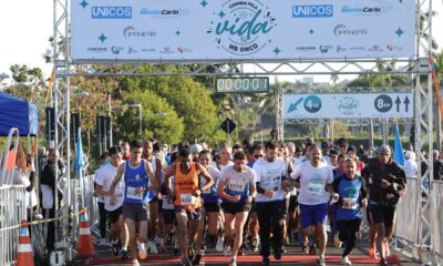 Promove A Corrida De Rua Para Arrecadar Recur O  Para Tratamento De Câncer