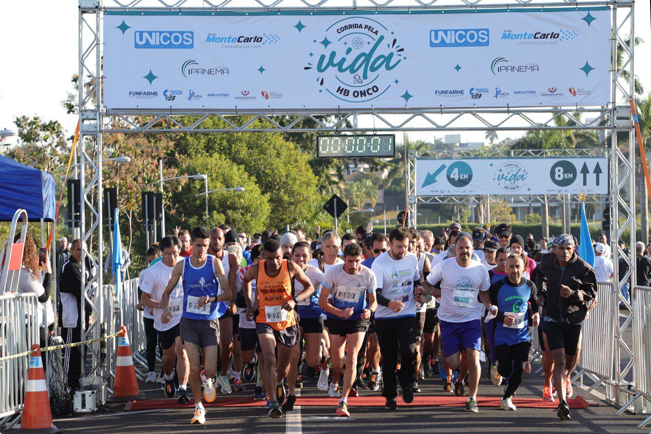 Promove A Corrida De Rua Para Arrecadar Recur O  Para Tratamento De Câncer
